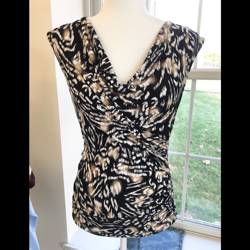 Gorgeous Vince Camuto drape front blouse!